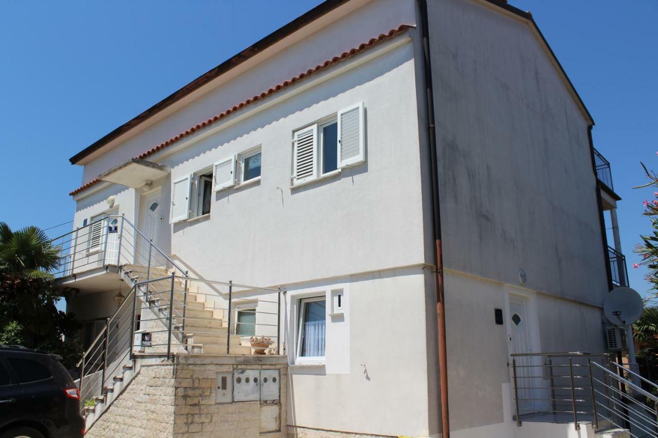 Apartment Tip Top Ровинь Экстерьер фото
